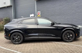 Ford Mustang Mach-E 76 KW Безупречна, снимка 6