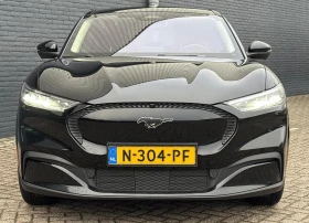 Ford Mustang Mach-E 76 KW Безупречна, снимка 1