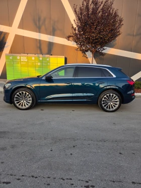 Audi E-Tron 50 quattro, снимка 2