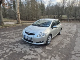 Toyota Auris 2.0 , снимка 1