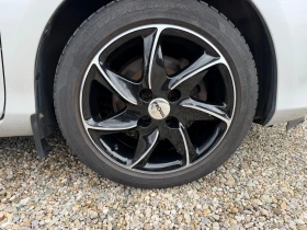 Toyota Yaris 1.5i/hybrid/NAVI/EVRO5B/ - 6399 € / 12515.36 лв. - 51964898 14