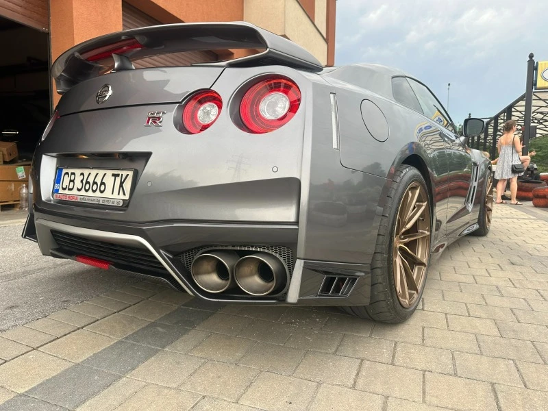 Nissan Gt-r, снимка 6 - Автомобили и джипове - 41478337