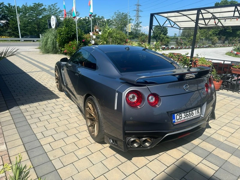 Nissan Gt-r, снимка 5 - Автомобили и джипове - 41478337