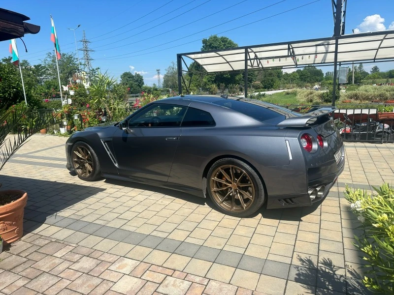 Nissan Gt-r, снимка 7 - Автомобили и джипове - 41478337