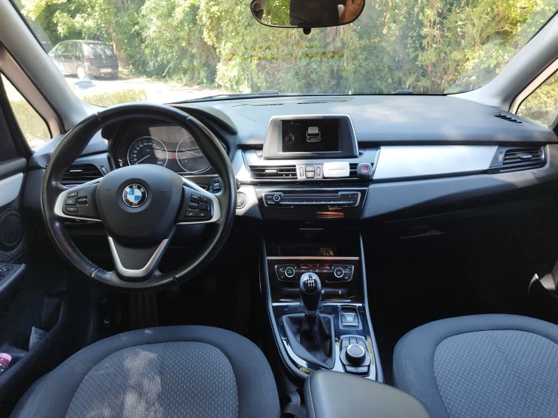 BMW 2 Active Tourer, снимка 9 - Автомобили и джипове - 47660941