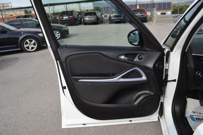 Opel Zafira 1.6-TOURER-METAN, снимка 12 - Автомобили и джипове - 46539842