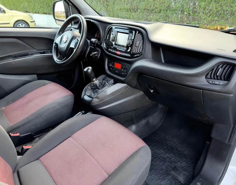 Fiat Doblo 1.3 MULTIJET , снимка 14 - Автомобили и джипове - 47699556