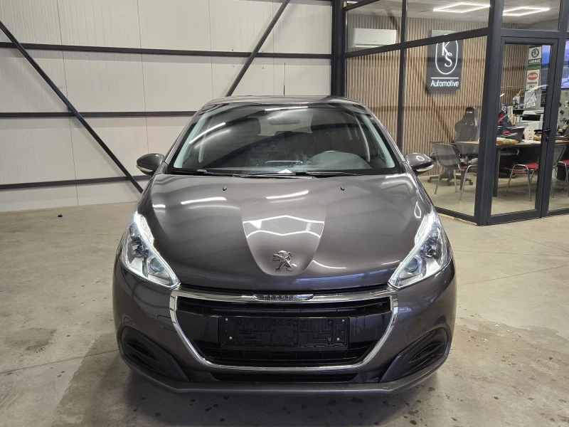 Peugeot 208 Facelift / 1.2 VTI / EU6 / 110k km, снимка 2 - Автомобили и джипове - 47961446