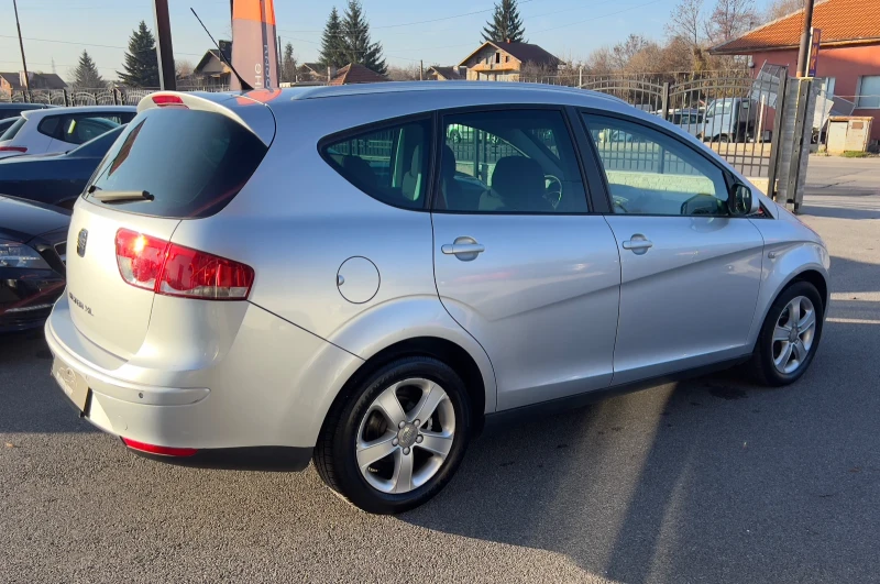 Seat Altea 1.6 I XL НОВ ВНОС , снимка 4 - Автомобили и джипове - 48001315