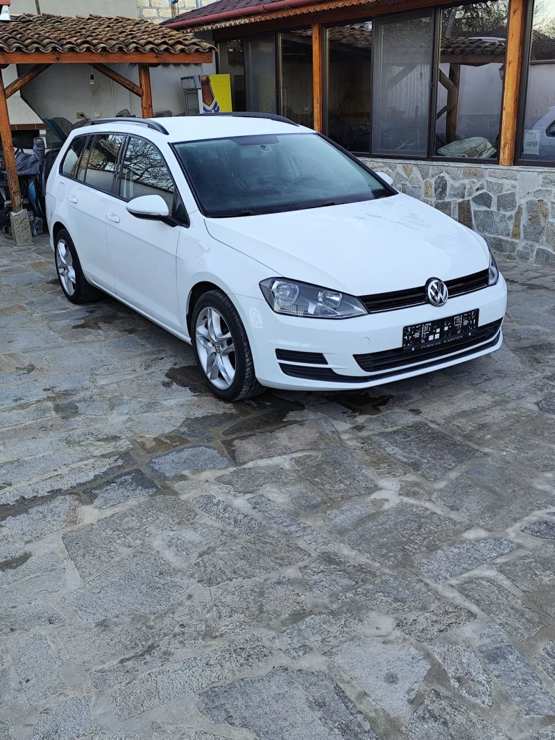 VW Golf 1.6 TDI 105 к.с, снимка 1 - Автомобили и джипове - 48406930