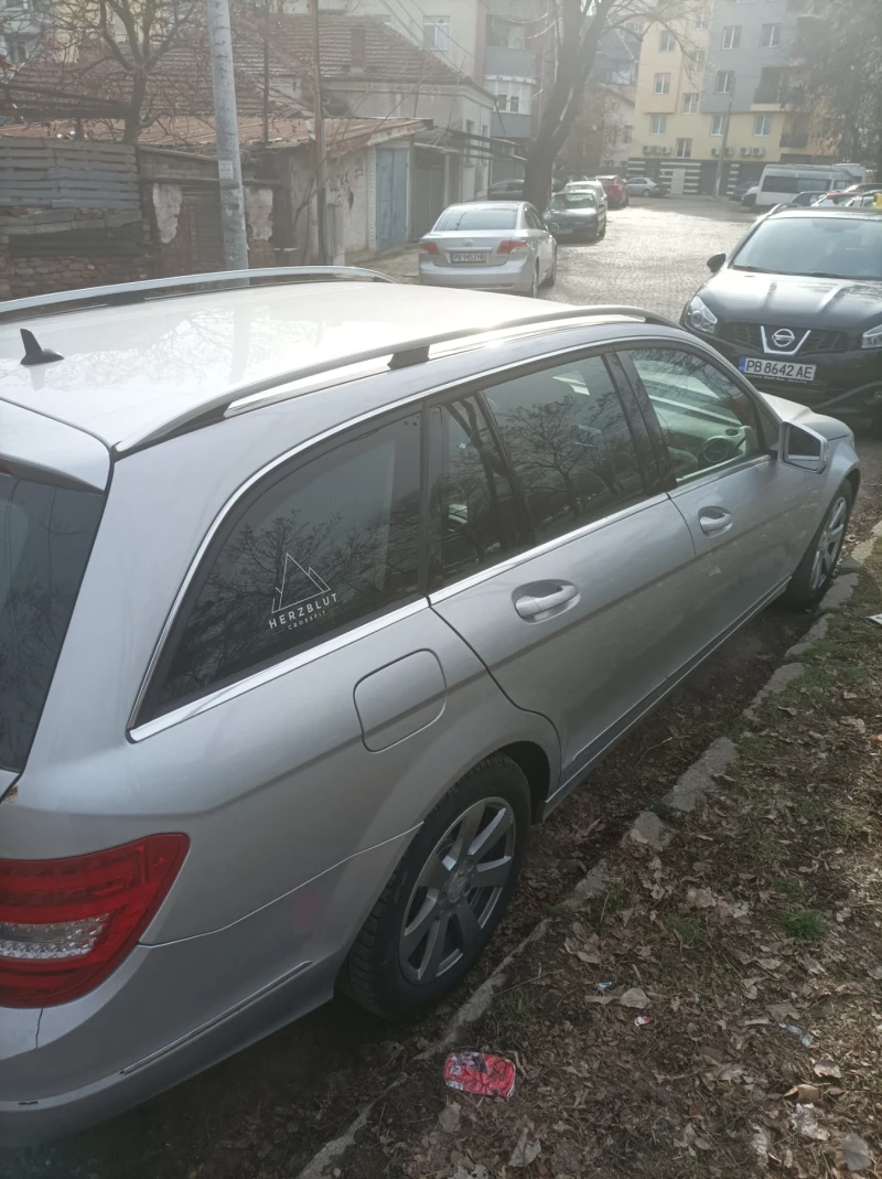 Mercedes-Benz C 220, снимка 5 - Автомобили и джипове - 48605087