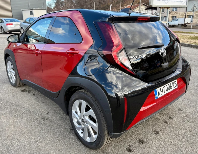 Toyota Aygo X Automatic!, снимка 4 - Автомобили и джипове - 48605392