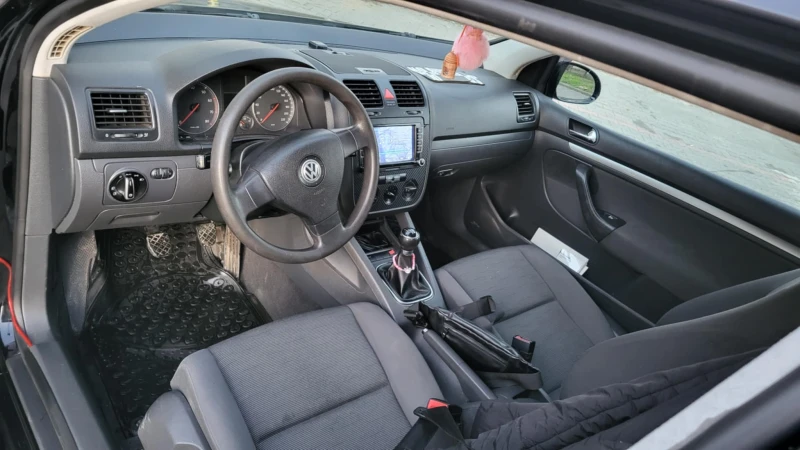 VW Golf 1.4, снимка 6 - Автомобили и джипове - 48885102