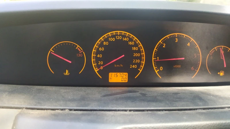 Nissan Primera P12, снимка 5 - Автомобили и джипове - 49154793