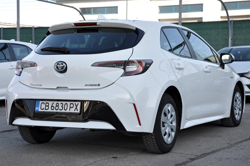 Toyota Corolla 1.8 hybrid Гаранционен!, снимка 4 - Автомобили и джипове - 49393343