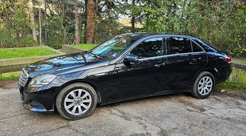 Mercedes-Benz E 200, снимка 4 - Автомобили и джипове - 52739665