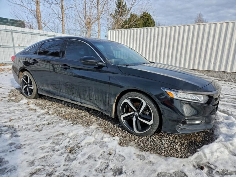 Honda Accord * Sport 2.0 * CARFAX * , снимка 2 - Автомобили и джипове - 53035639