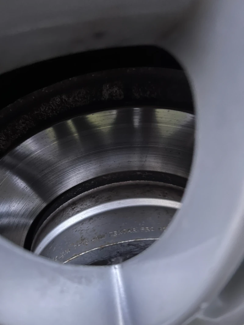 BMW 530 М-Пакет / Динамик / Хед-ъп / Дистроник, снимка 16 - Автомобили и джипове - 53260868