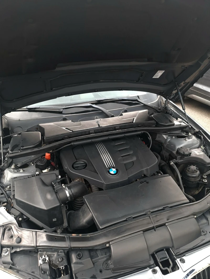 BMW 318 318D , снимка 10 - Автомобили и джипове - 53309393