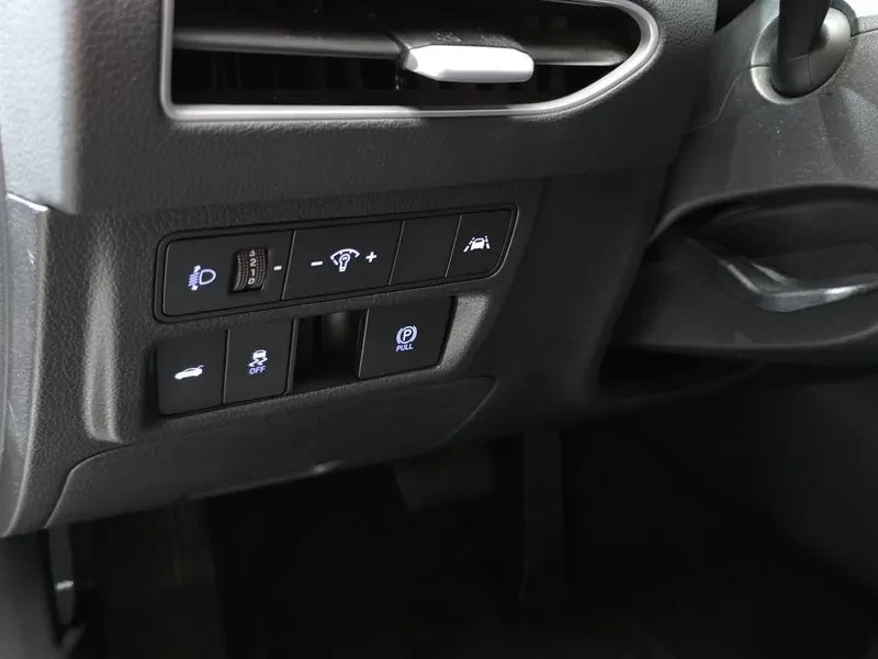 Hyundai Sonata 2.0 Lpg Style, снимка 14 - Автомобили и джипове - 55953018