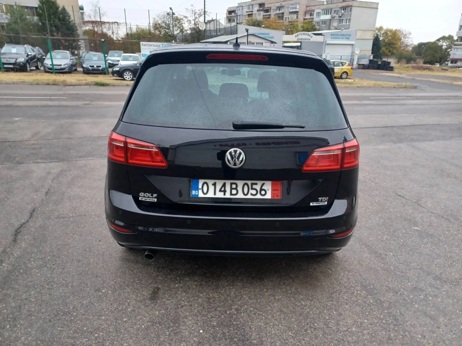 VW Sportsvan 1.6TDI..110кс..НАВИГАЦИЯ/ДИСТРОНИК/ЕВРО 6 - изображение 6