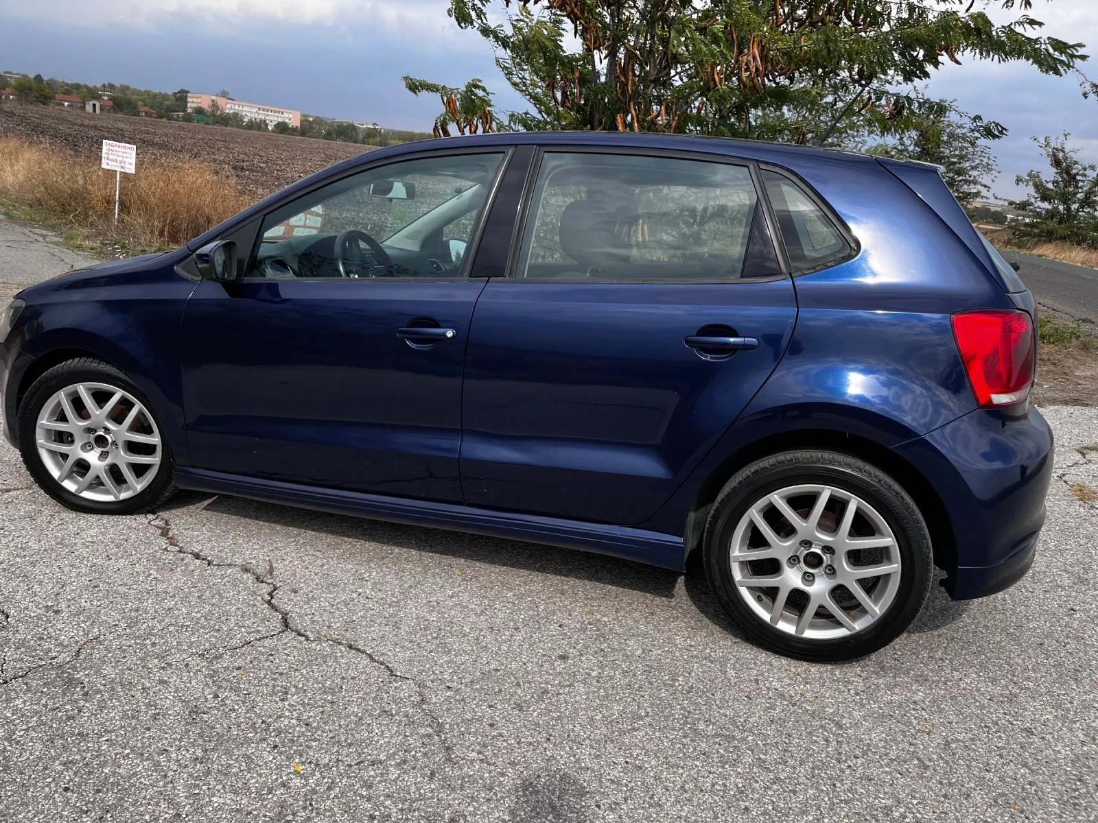 VW Polo 1.2 R-line - изображение 4