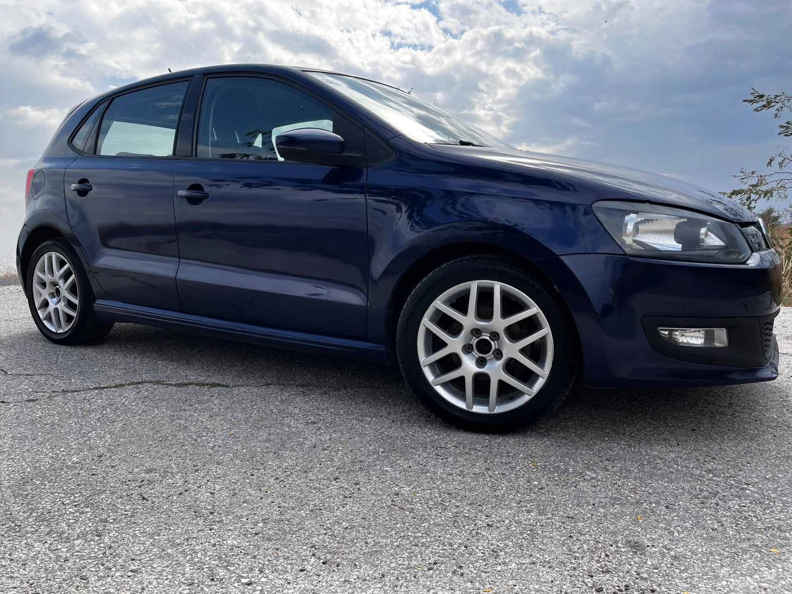 VW Polo 1.2 R-line - изображение 2