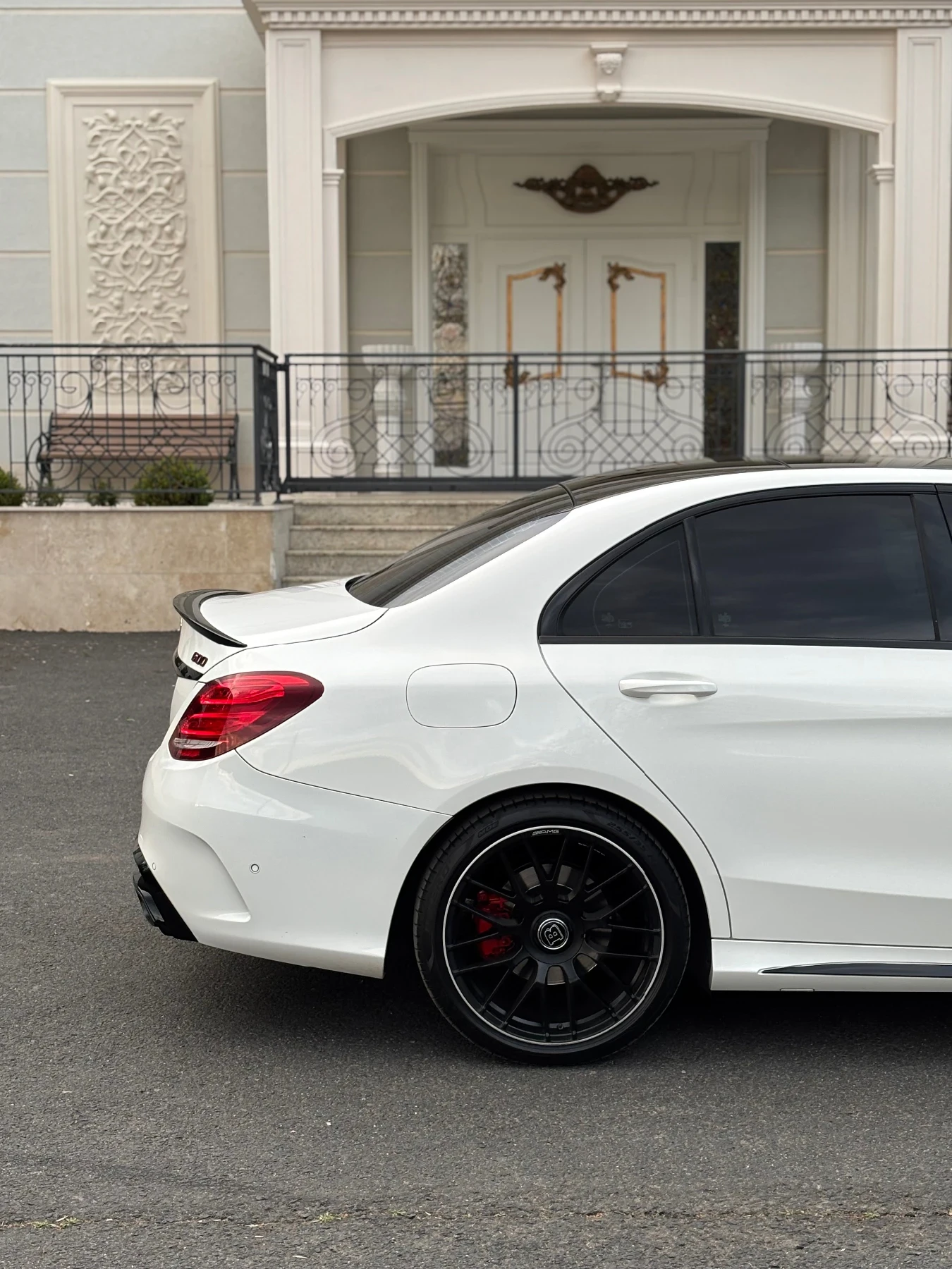 Mercedes-Benz C 250 AMG BRABUS OPTIK - изображение 4