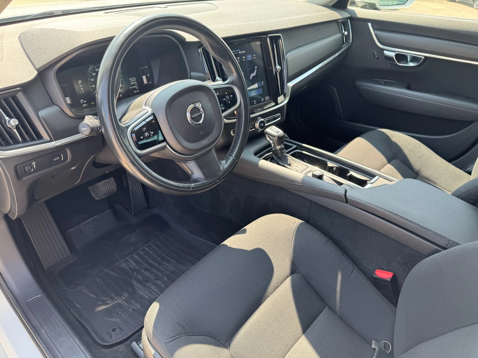 Volvo V90  - изображение 9