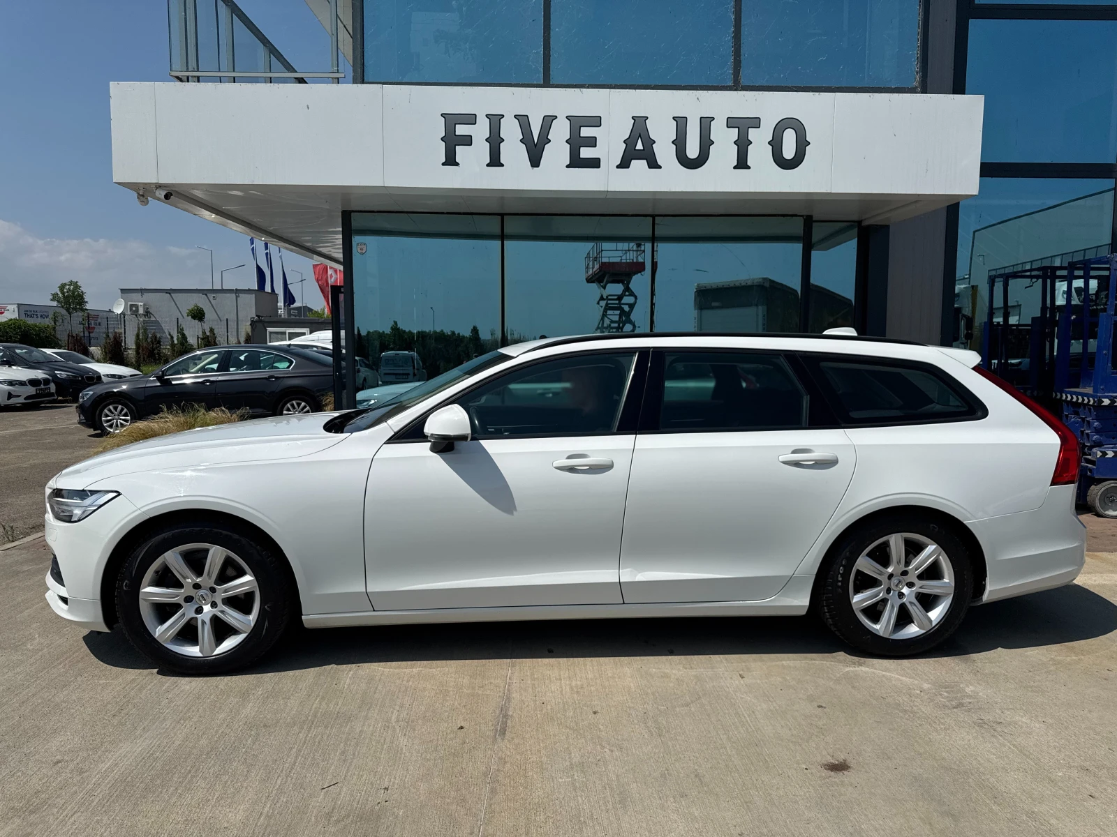 Volvo V90  - изображение 8