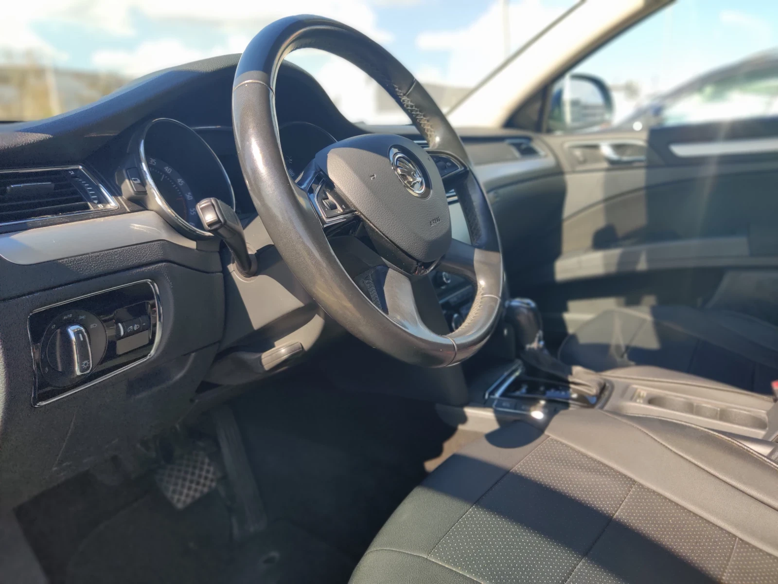 Skoda Superb 2.0TDI, 170HP, 4х4, 6DSG, пълна сервизна история - изображение 6