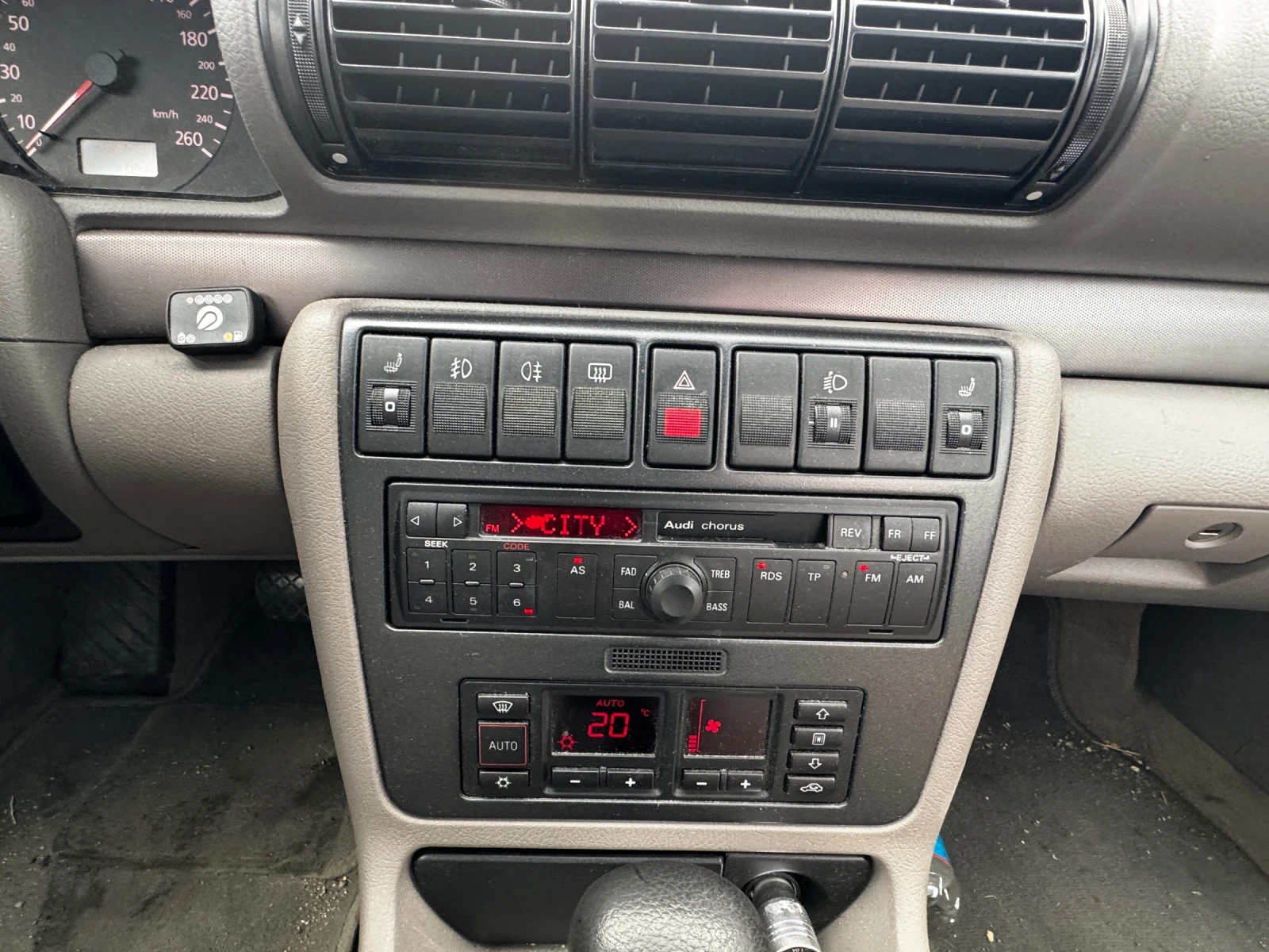 Audi A4 1.8 бензин/газ 150000км.автоматик - изображение 8
