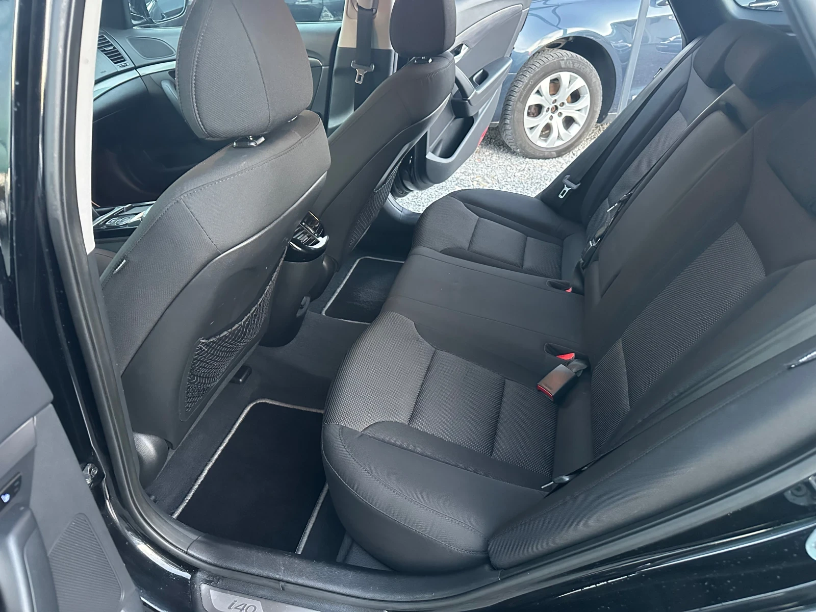 Hyundai I40 1.7CRDI - изображение 6