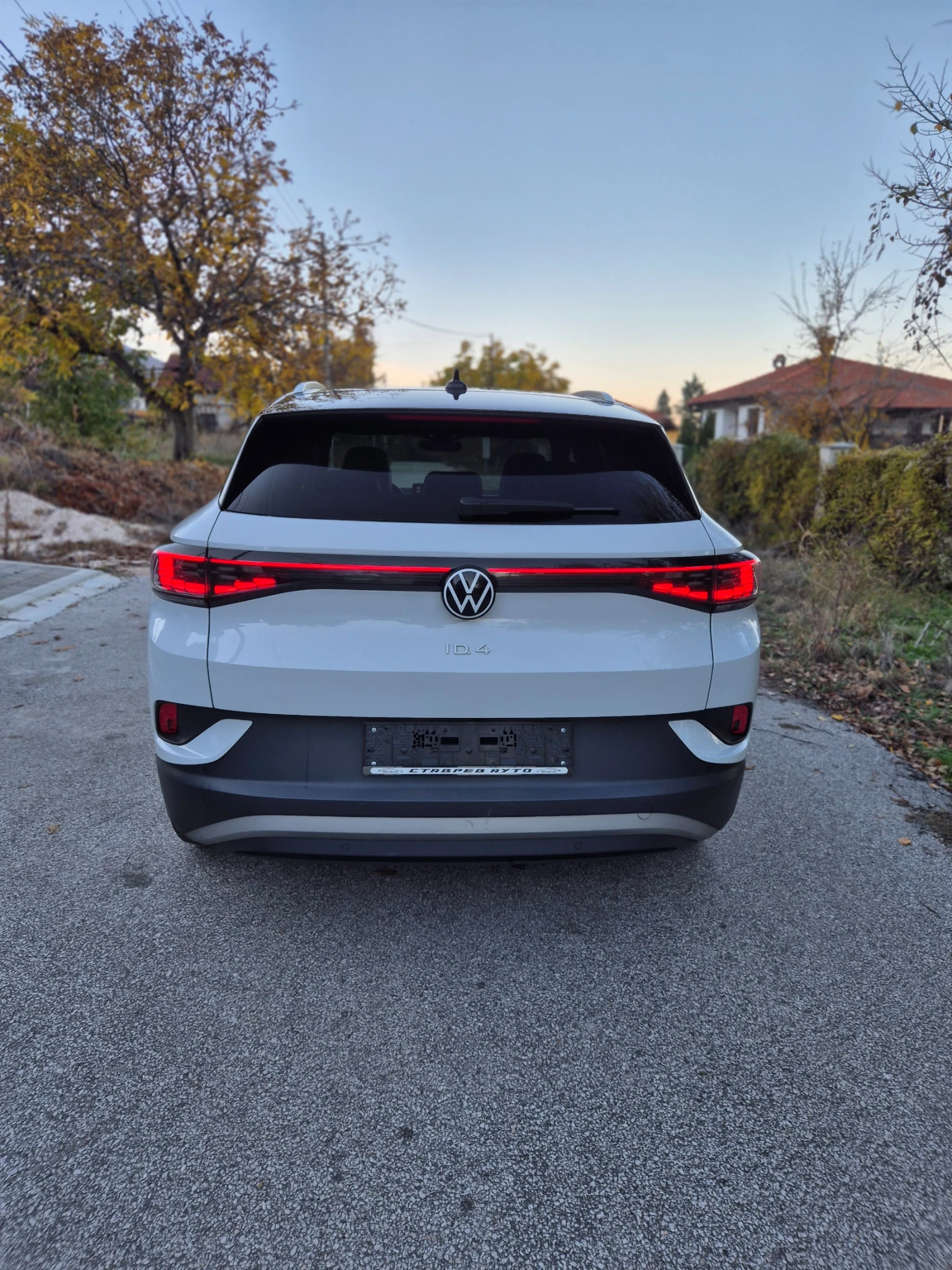 VW ID.4 1St/82Kw/Full | Mobile.bg   6
