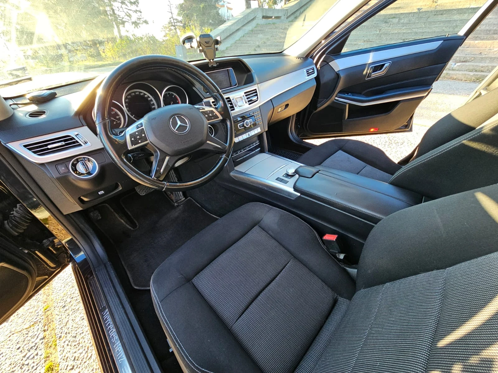 Mercedes-Benz E 200 | Mobile.bg � ����������� 13