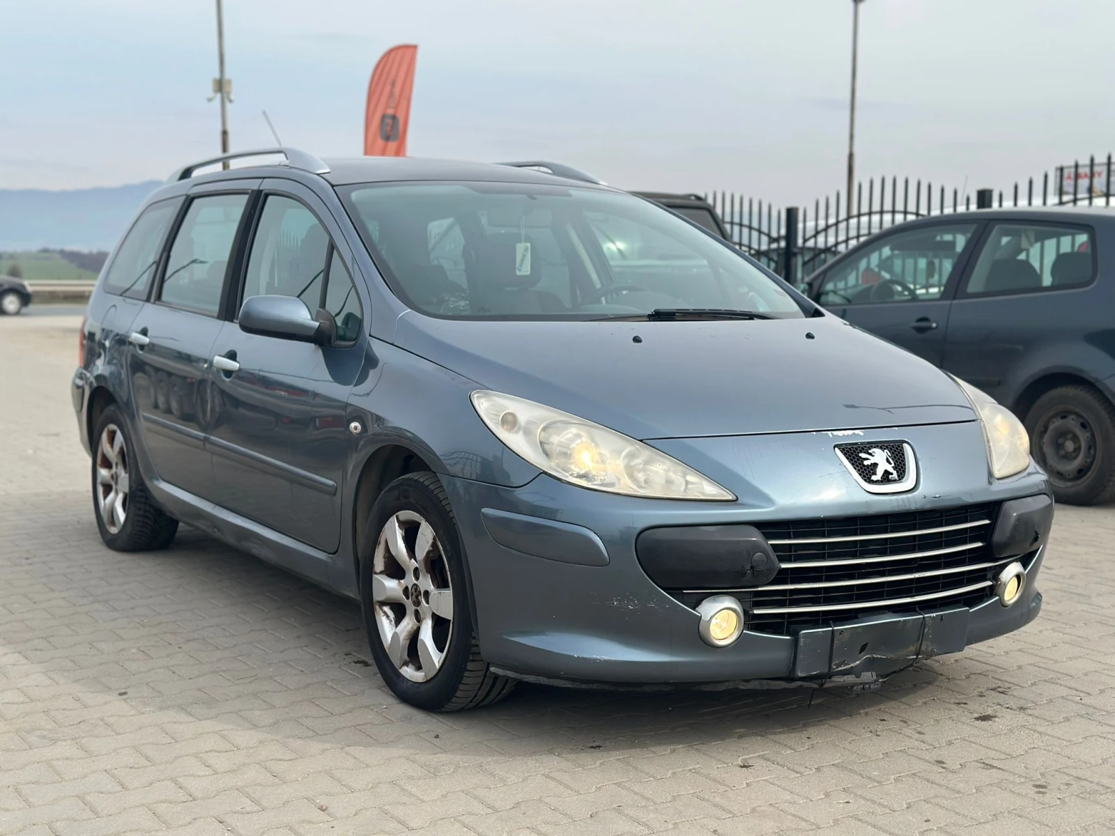 Peugeot 307 / 1.6D / 90 HP/ PANO / - изображение 7