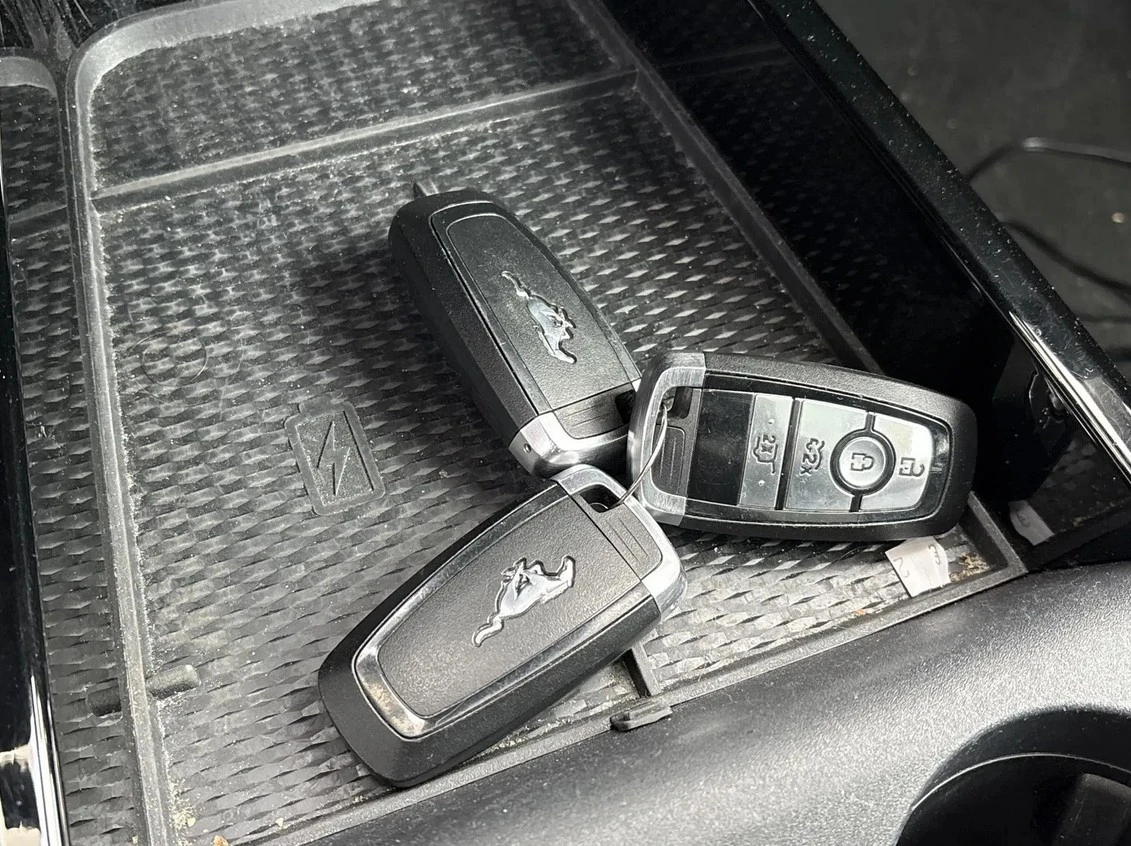 Ford Mustang Mach-E 76 KW Безупречна, снимка 13 - Автомобили и джипове - 53752325