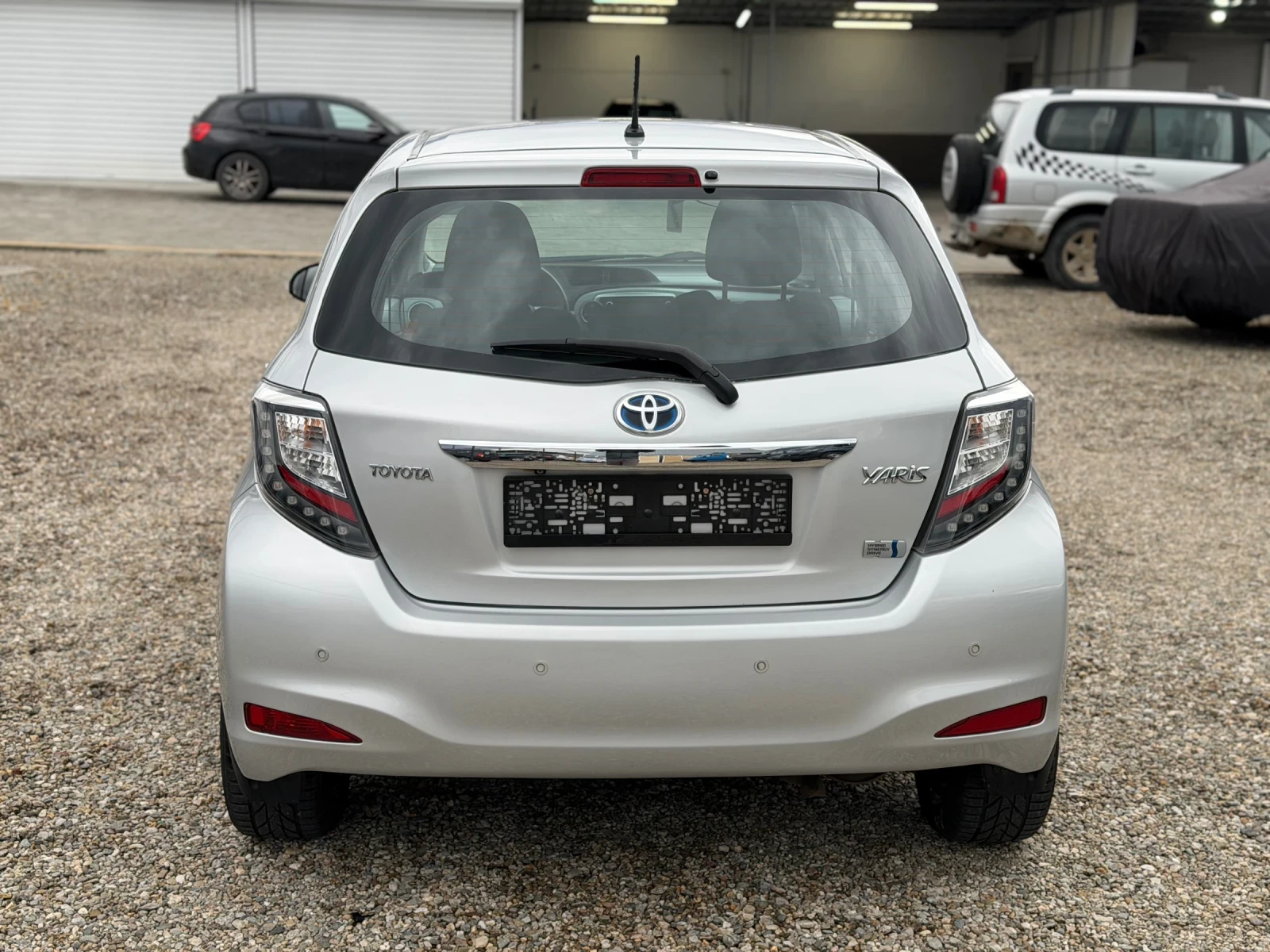 Toyota Yaris 1.5i/hybrid/NAVI/EVRO5B/, снимка 5 - Автомобили и джипове - 54071878