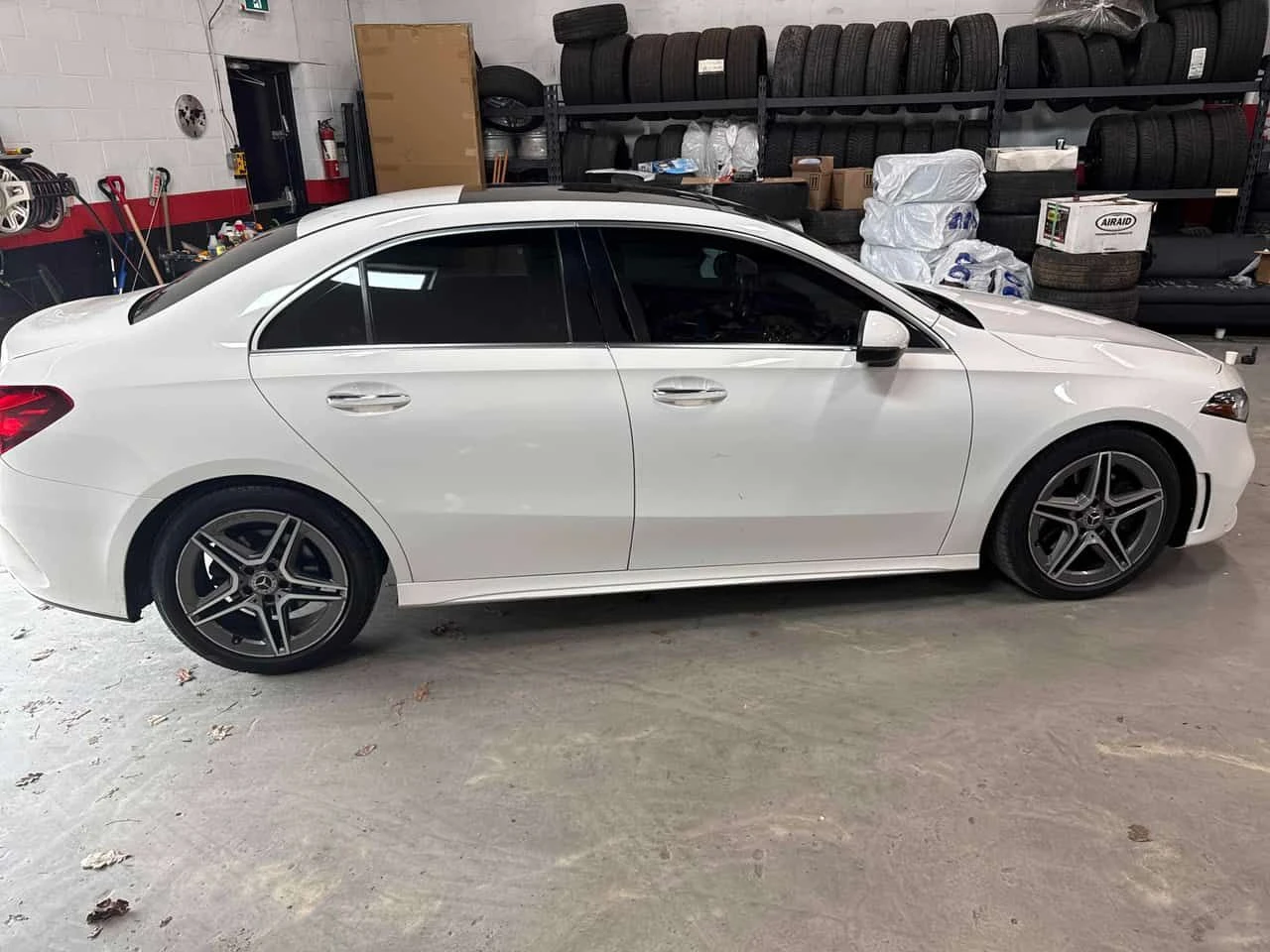 Mercedes-Benz A 220 CARFAX, снимка 3 - Автомобили и джипове - 54126104