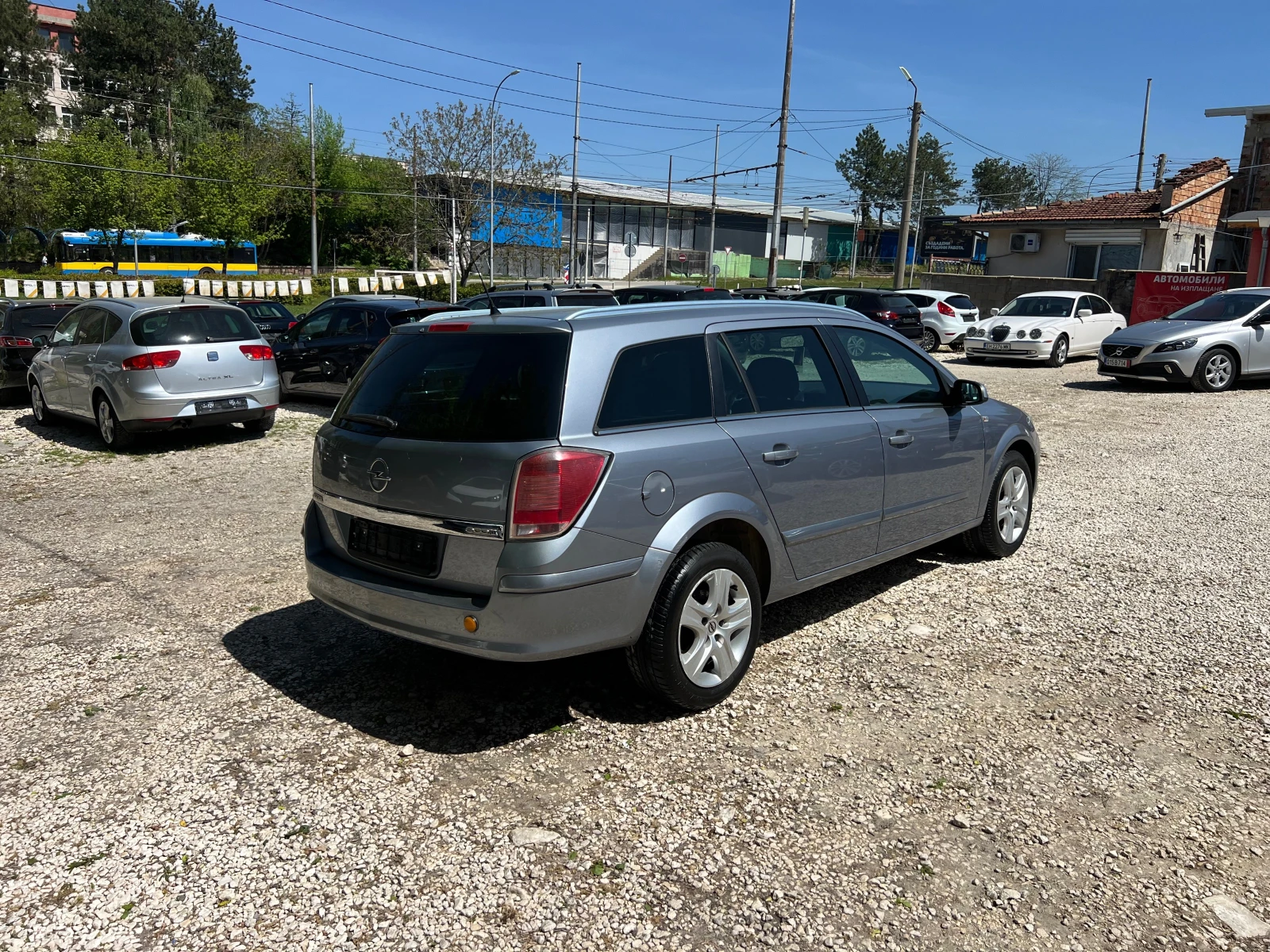 Opel Astra 1, 7cdti , снимка 4 - Автомобили и джипове - 54329726