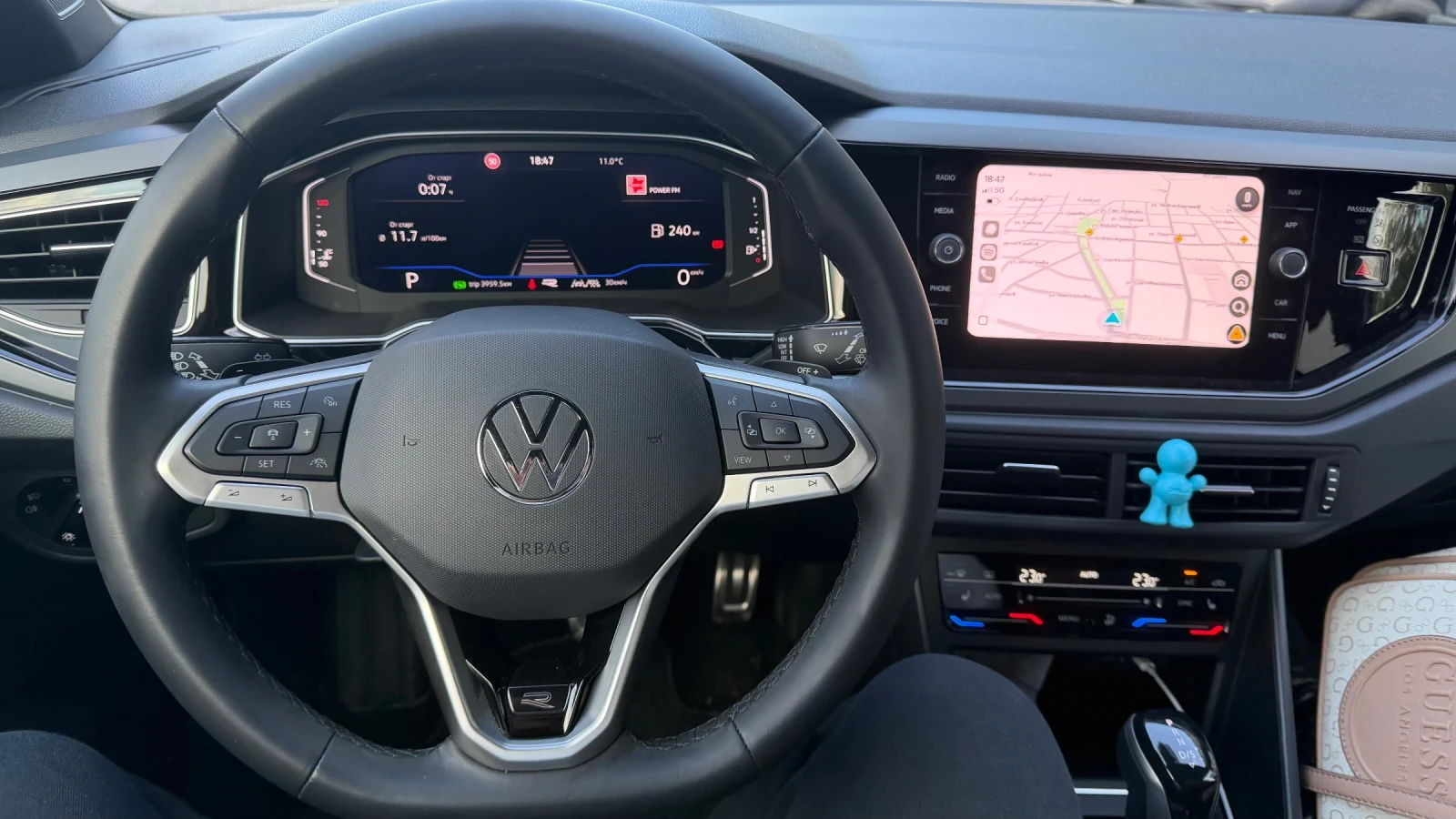 VW Taigo 1, 5 TSI R-Line, снимка 3 - Автомобили и джипове - 54483804