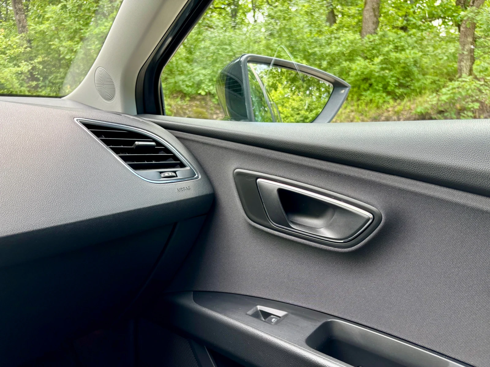 Seat Leon, снимка 11 - Автомобили и джипове - 54606943