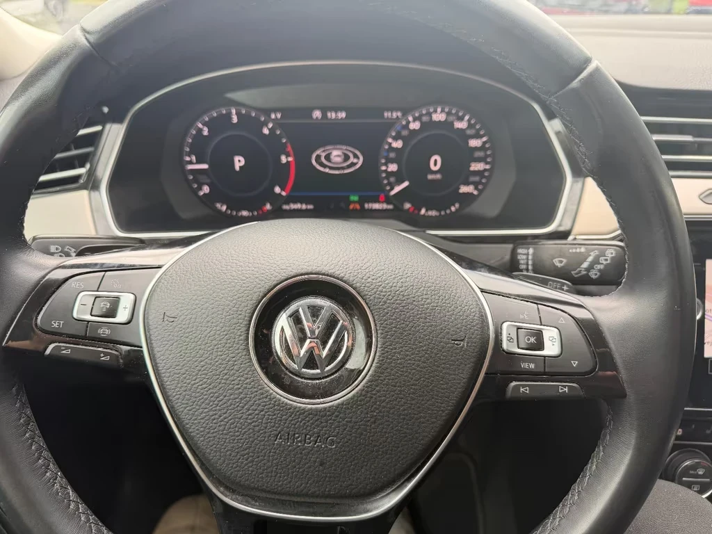 VW Passat Highline 2.0 tdi DSG 190ps DK, снимка 11 - Автомобили и джипове - 54670114