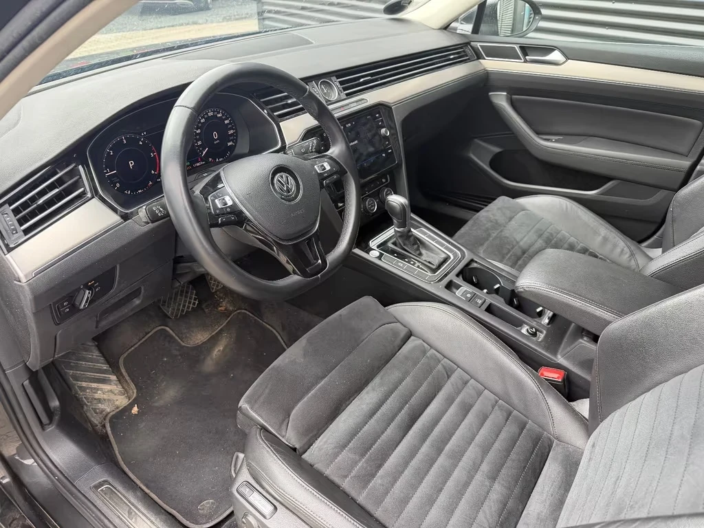 VW Passat Highline 2.0 tdi DSG 190ps DK, снимка 13 - Автомобили и джипове - 54670114
