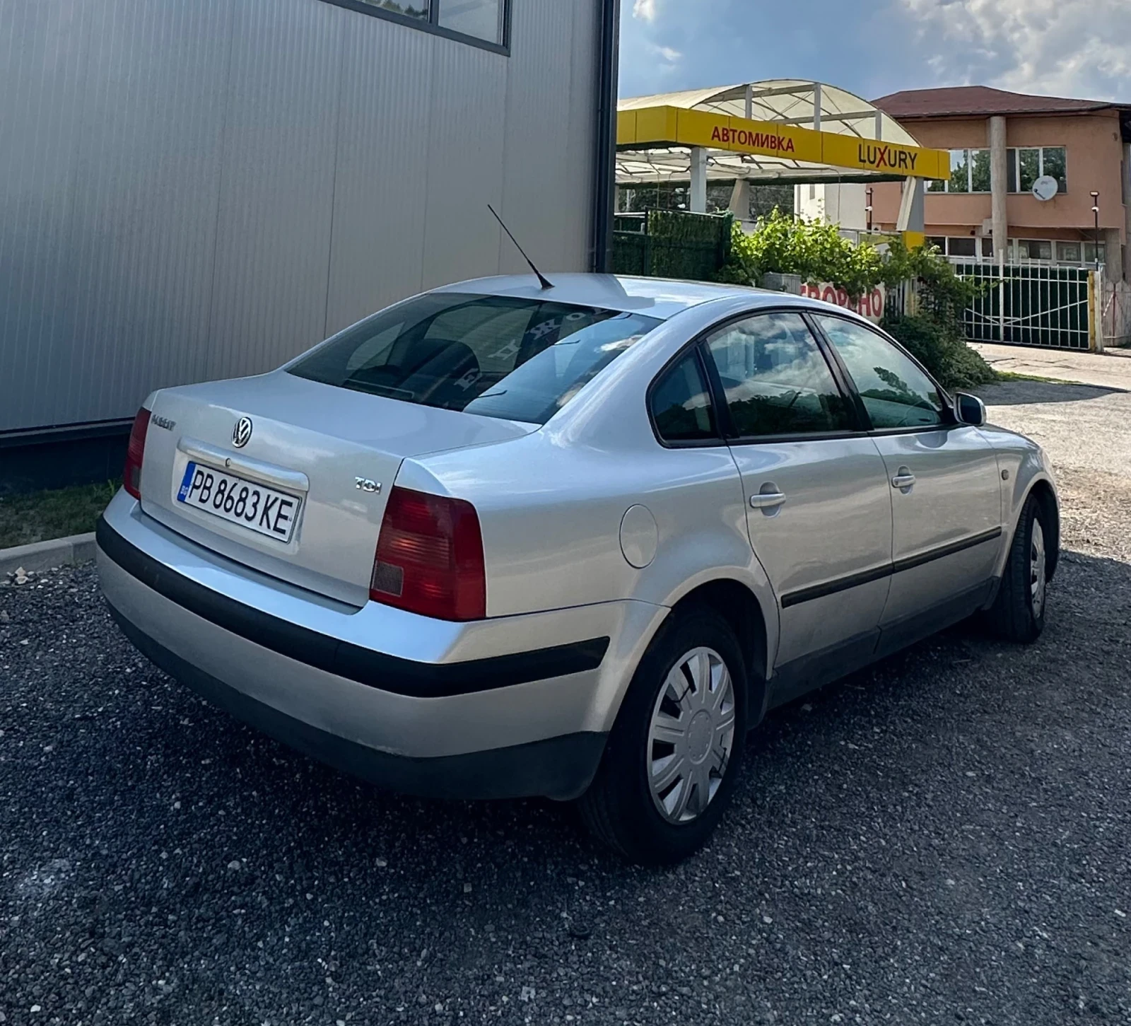VW Passat, снимка 3 - Автомобили и джипове - 54931609