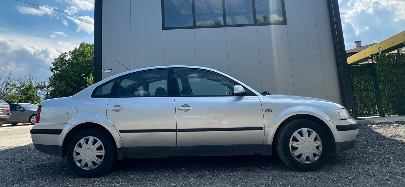 VW Passat, снимка 2 - Автомобили и джипове - 54931609