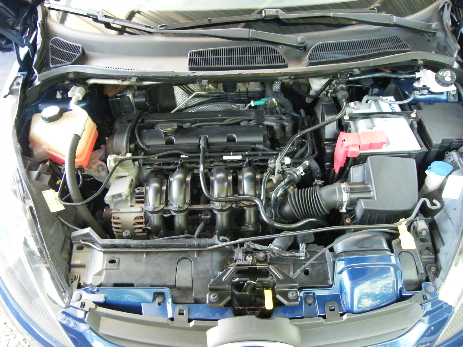 Ford Fiesta 1.2i, снимка 16 - Автомобили и джипове - 55182714