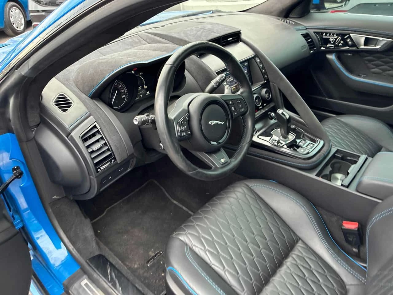 Jaguar F-Type * SVR * CARFAX * ��� ������������ ������ | Mobile.bg � ����������� 5