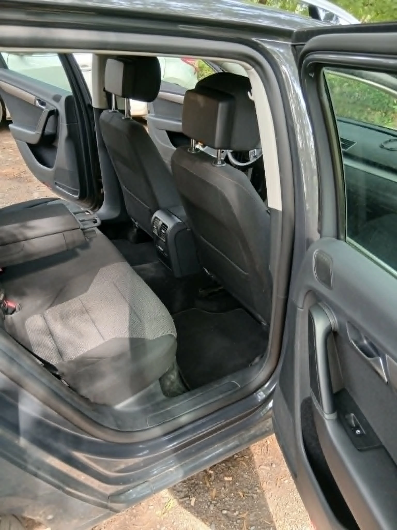 VW Passat 2.0 TDI Variant 140 к.с., снимка 7 - Автомобили и джипове - 55402584