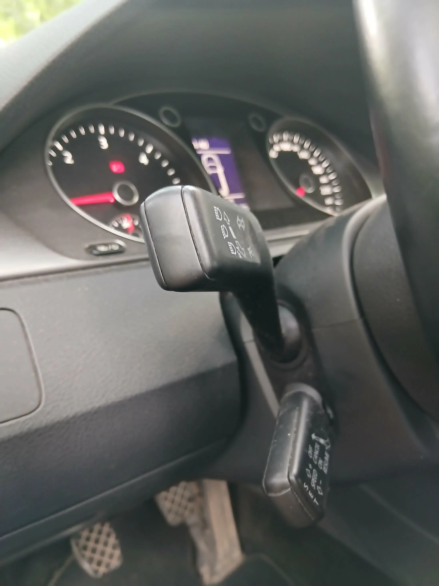 VW Passat 2.0 TDI Variant 140 к.с., снимка 12 - Автомобили и джипове - 55402584